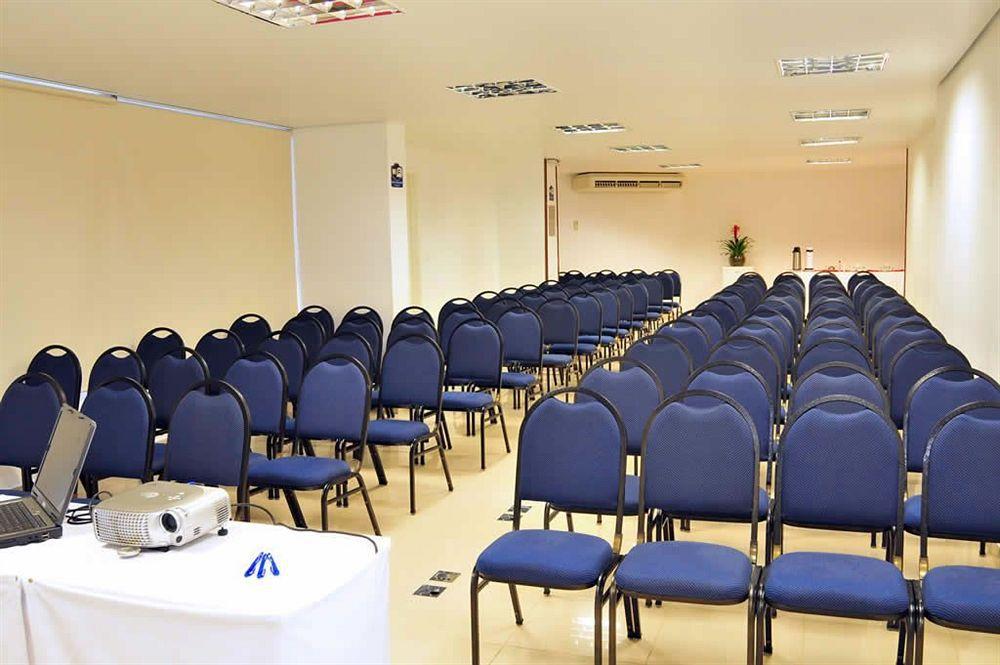 Aparthotel Max Savassi Service 4*